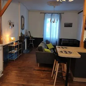 Entier 50 M² Proche Centre Morlaix